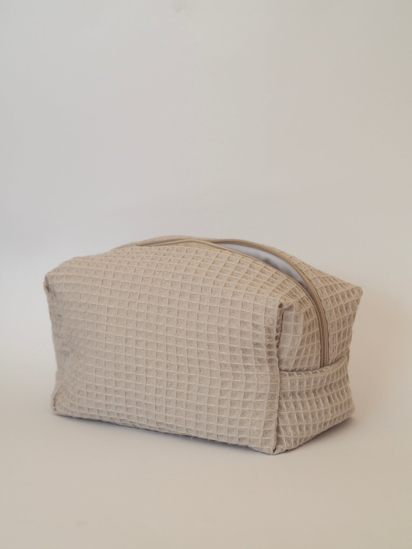 The Essential Medium Bag - Sand