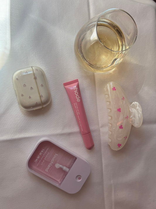 Creamy Dream Nurse Hairclip